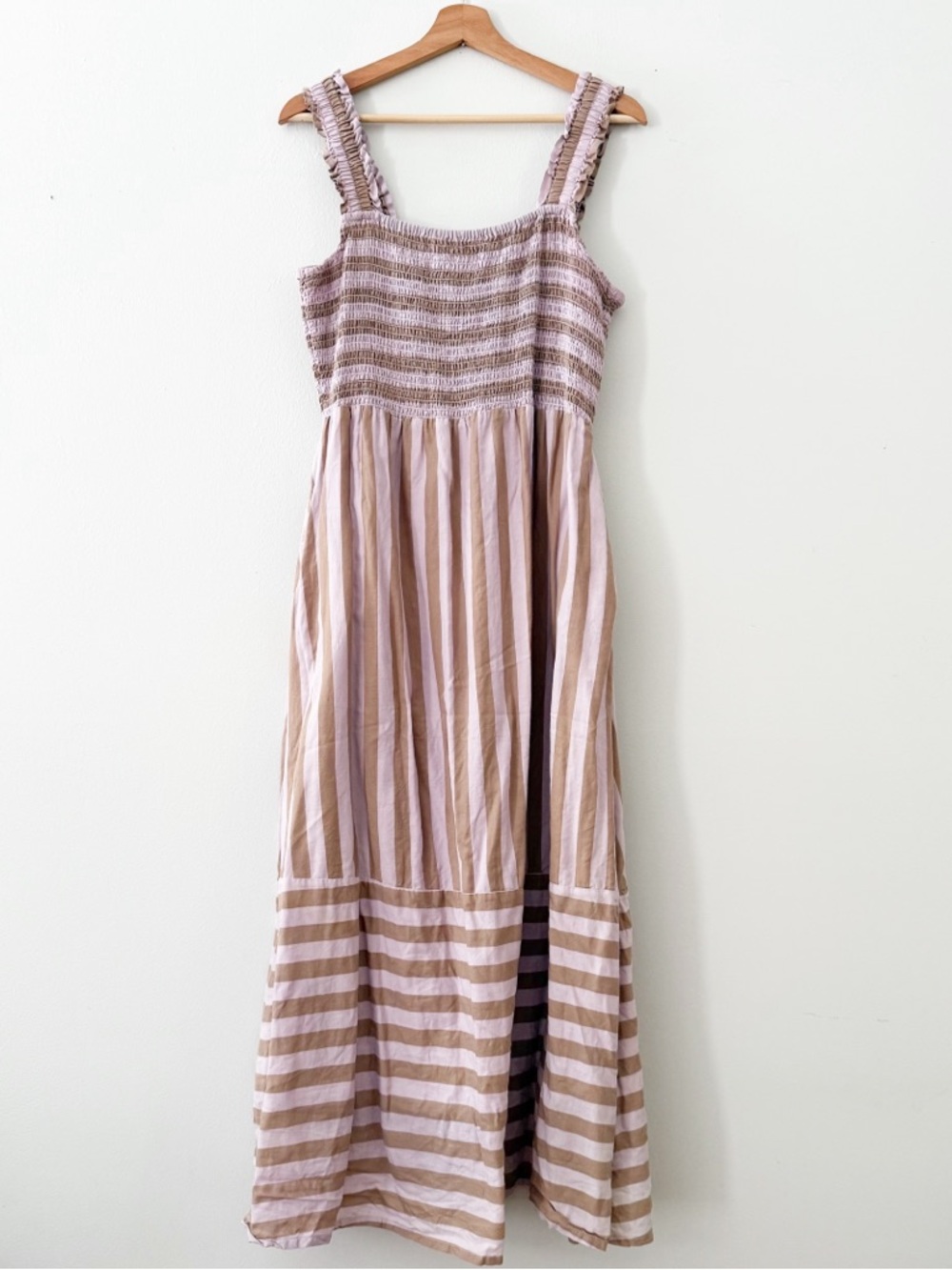 Spartina 449 Smocked Maxi Dress  stripe size large.
In good condition.